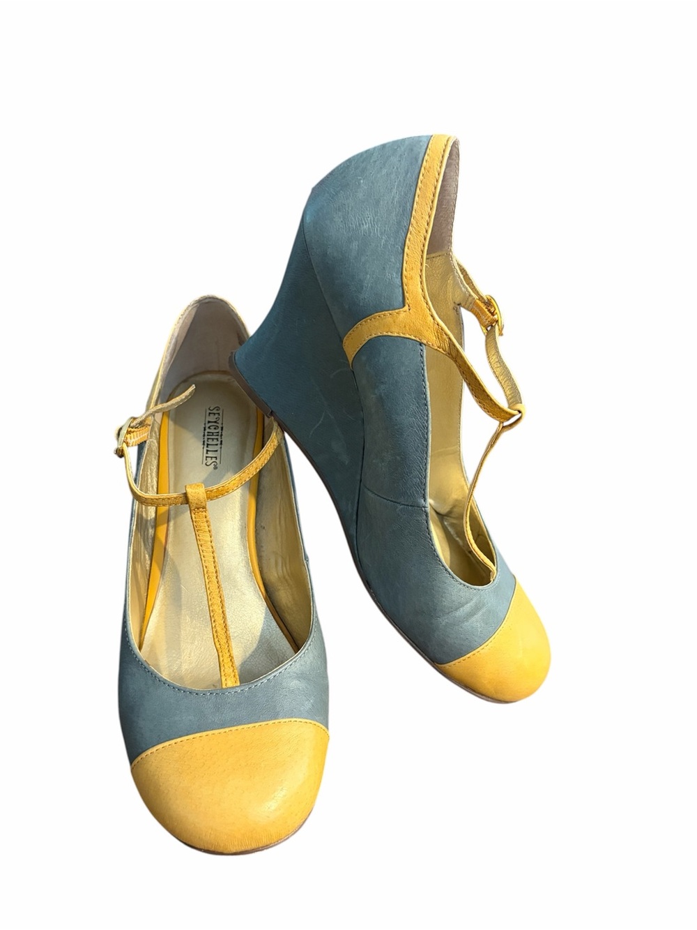Seychelles "In A Heartbeat" Grey & Yellow Leather T-Strap Wedges 9.5